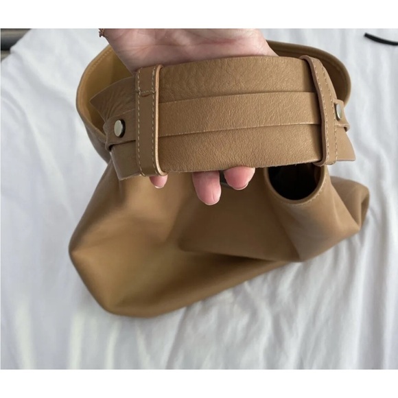 Vintage Marni Leather Butter Brown Roomy Shoulder bag made in Italy - Picture 7 of 11